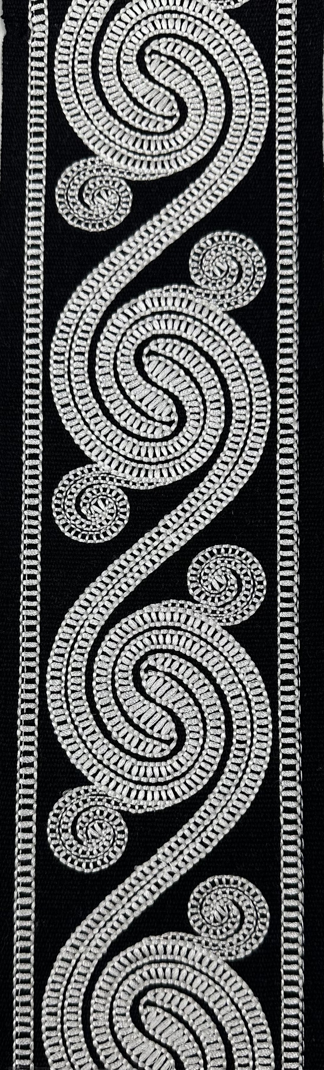 HEENA - BLACK/WHITE