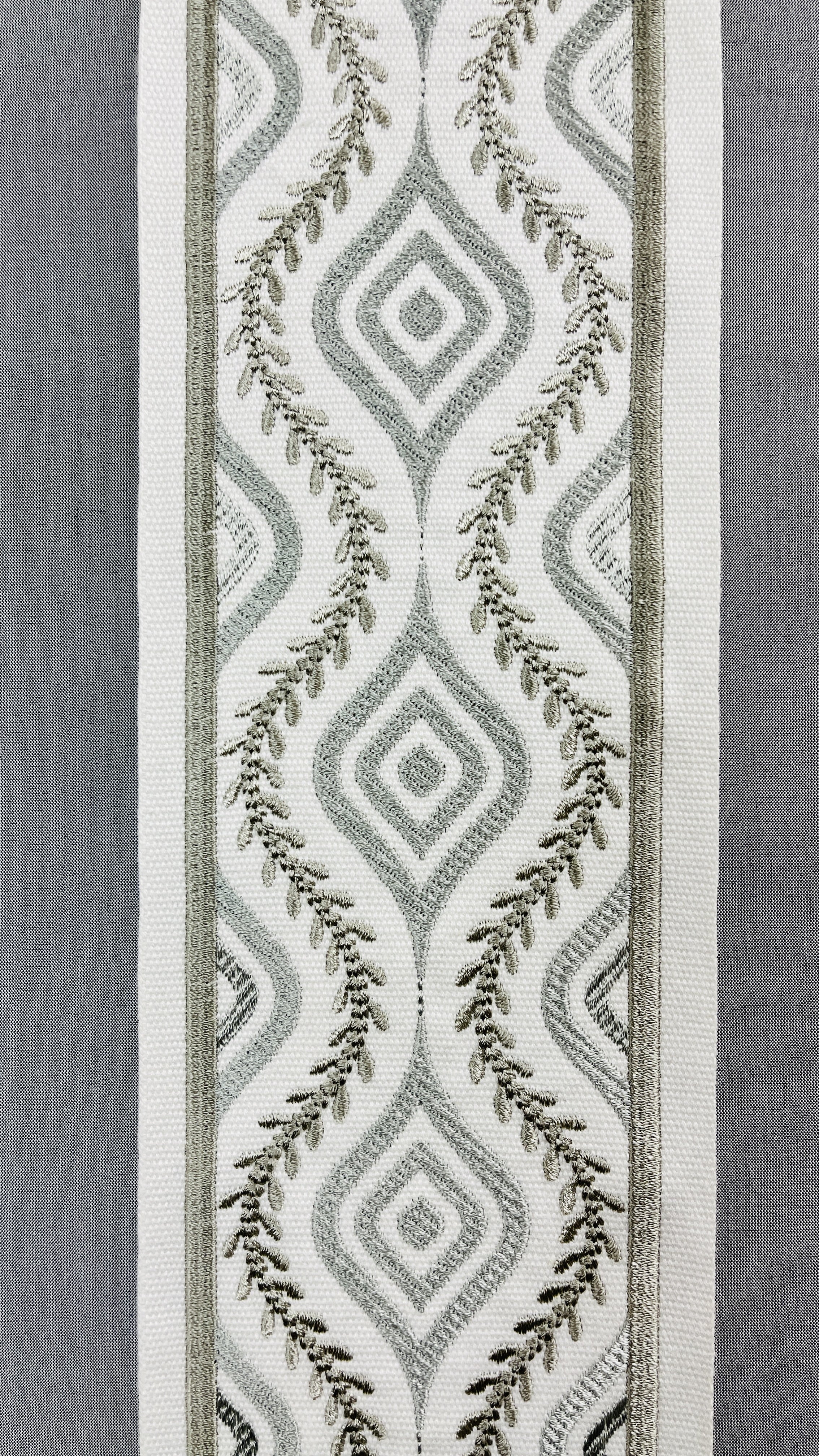 LL 704 - GRAY