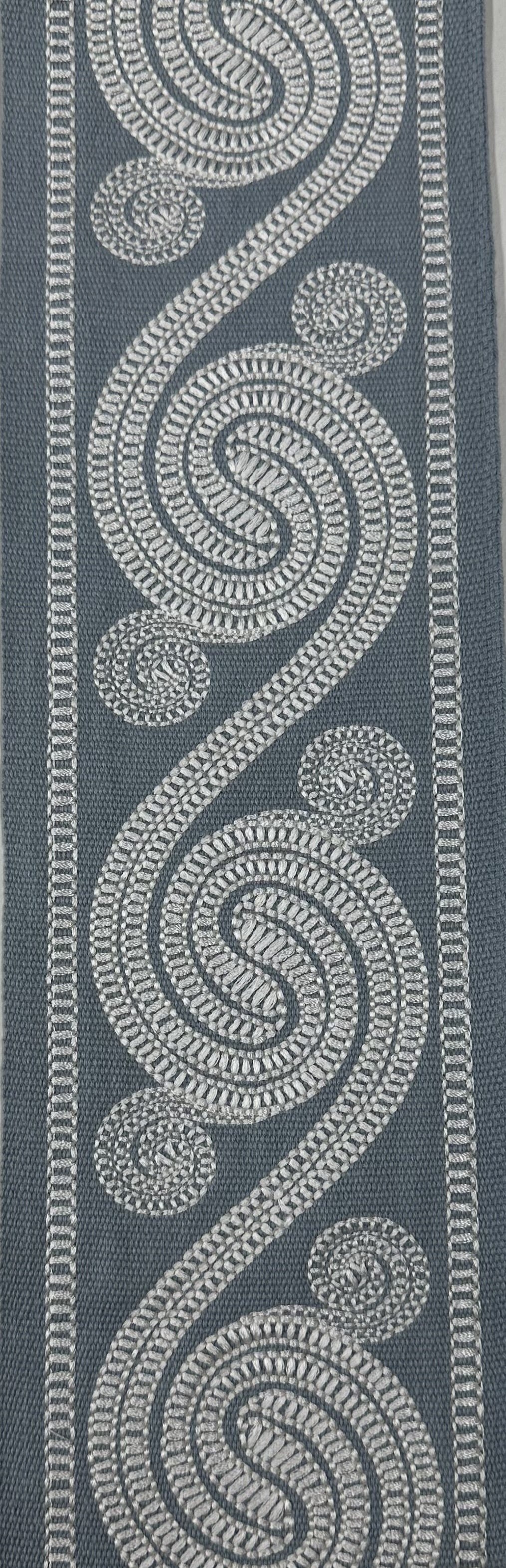 HEENA - MID BLUE/WHITE