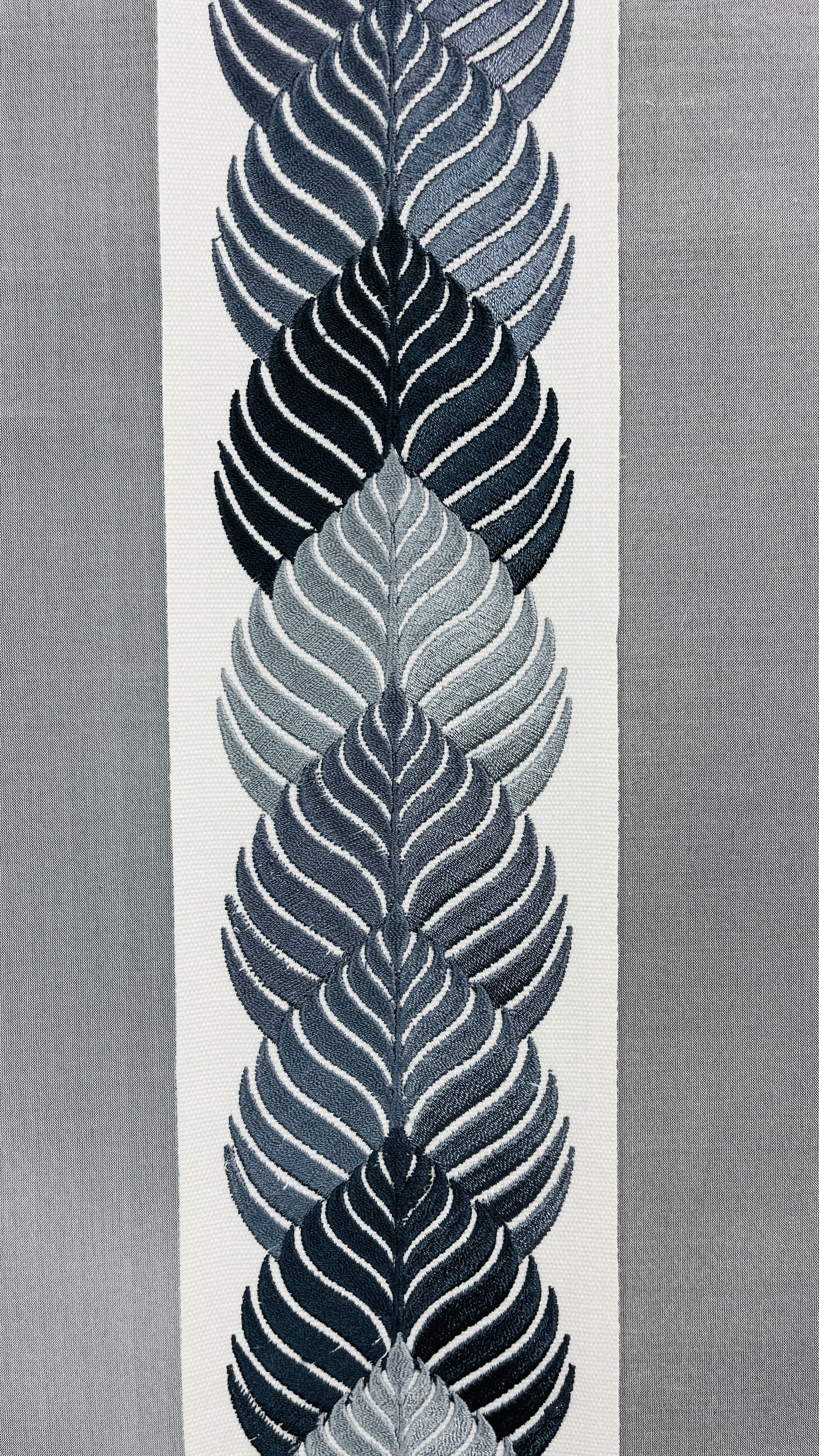 PALM-SILVER GREY