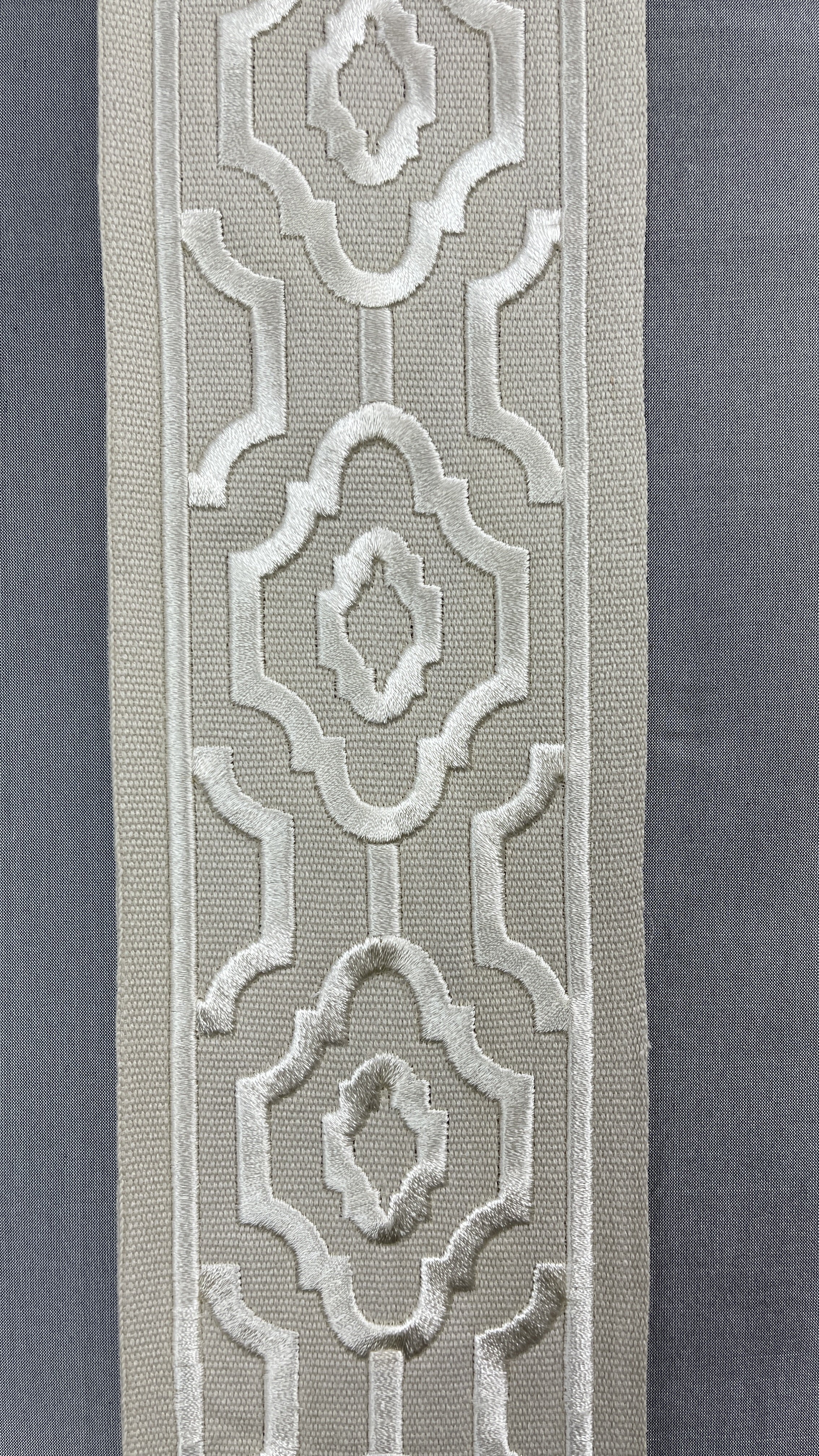 AVA-PALE GRAY CREAM