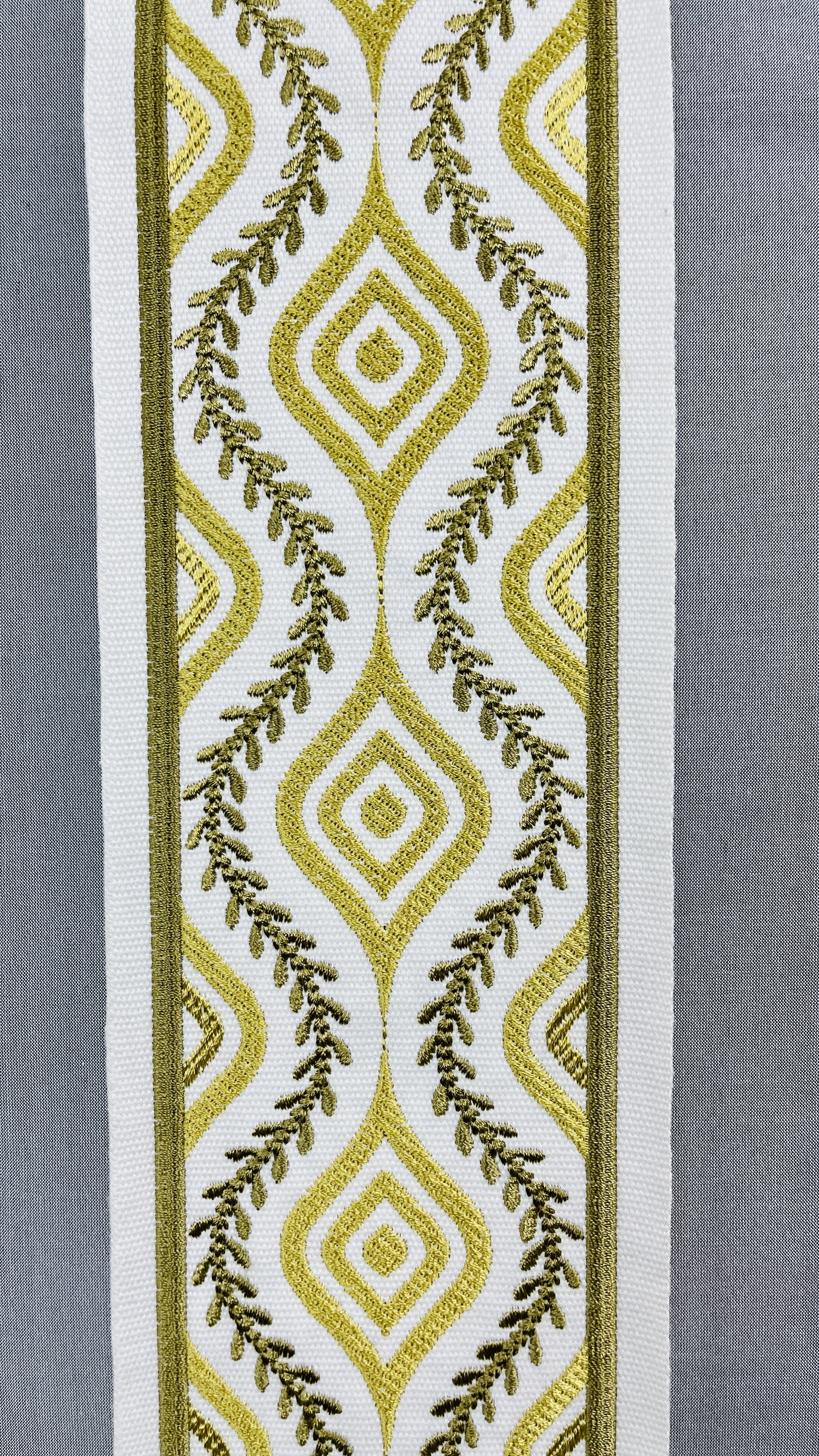 LL 704 - GOLD