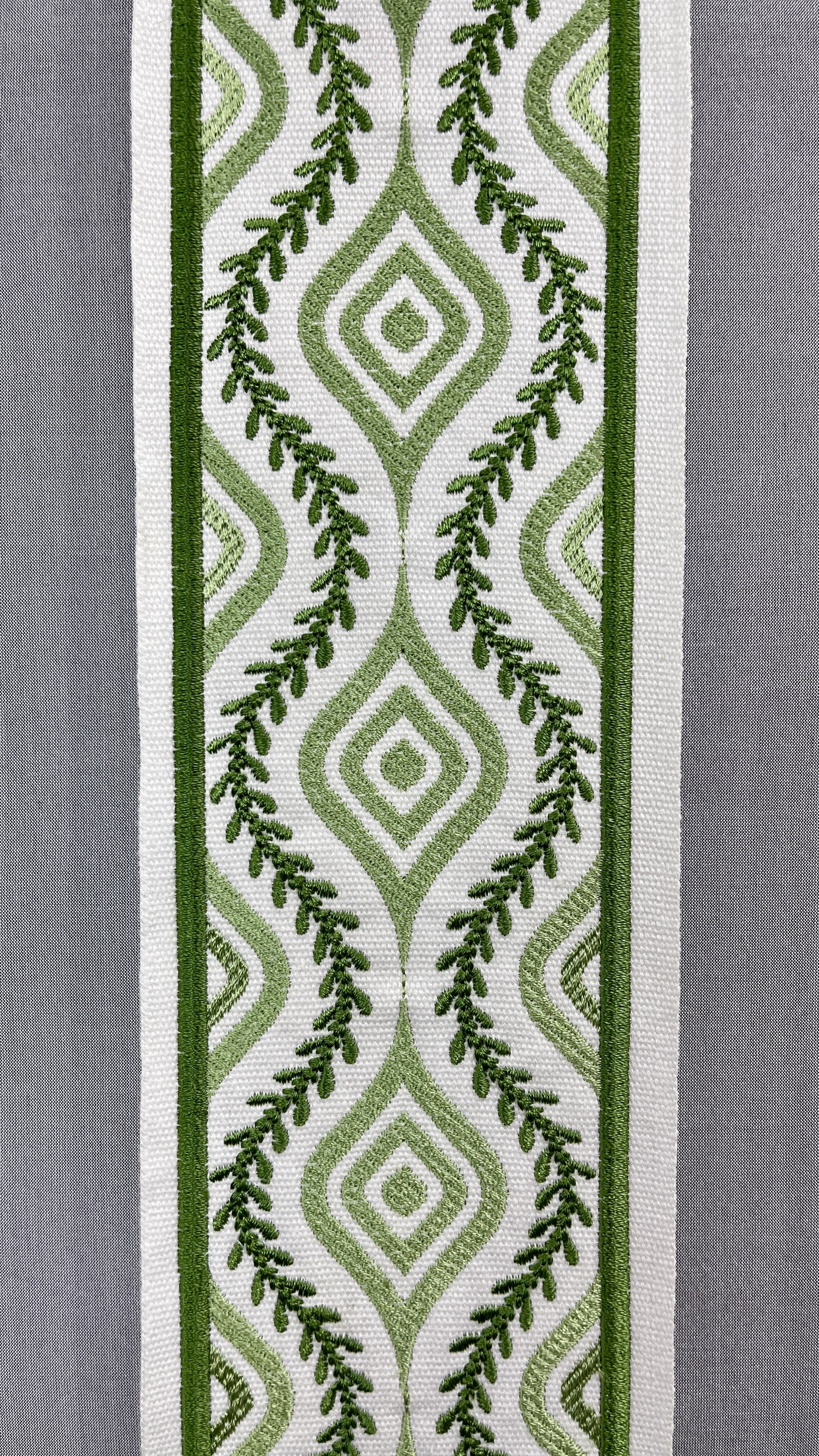 LL 704 - MINT GREEN